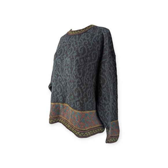 Peruvian Made Alpaca Scrollwork Design Sweater - Picture 2 of 11